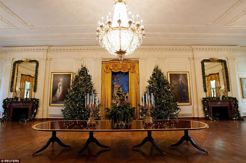 Добрые воспоминания - Мелания Трамп превратила белый дом в настоящую сказку к Рождеству!