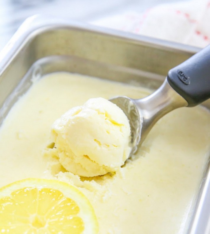 Вкуснейшее мороженое дома: делаем всего лишь из трёх ингредиентов. Три рецепта.