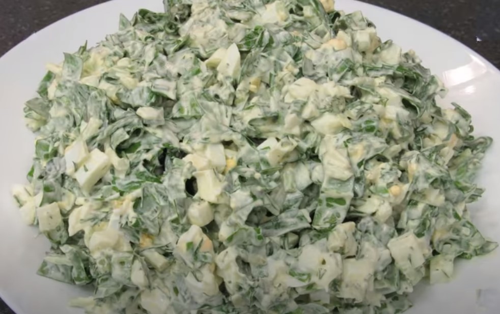 Весенние салаты на любой вкус! Сразу 4 рецепта салатов на каждый день – вкусные, быстрые и недорогие