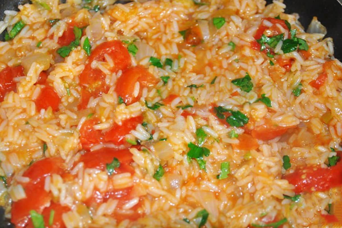 Африканский рис на сковороде по рецепту Джейми Оливера