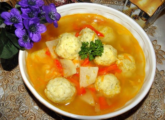 Суп с сырными фрикадельками: оригинальный рецепт, который вам понравится 8