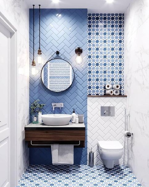 Красивая не только белая ванная комната: 12 ярких не классических ванных